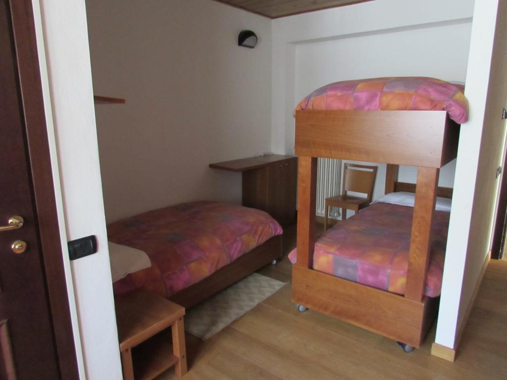 לינה וארוחת בוקר מקוניאגה Casa Alpina Don Guanella מראה חיצוני תמונה
